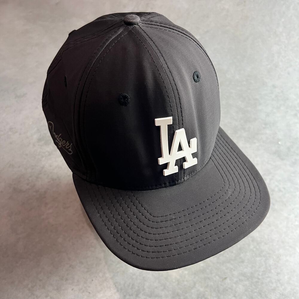 New Era 9Fifty Men Cap Los Angeles Dodgers Basic Black White Snapback Hat